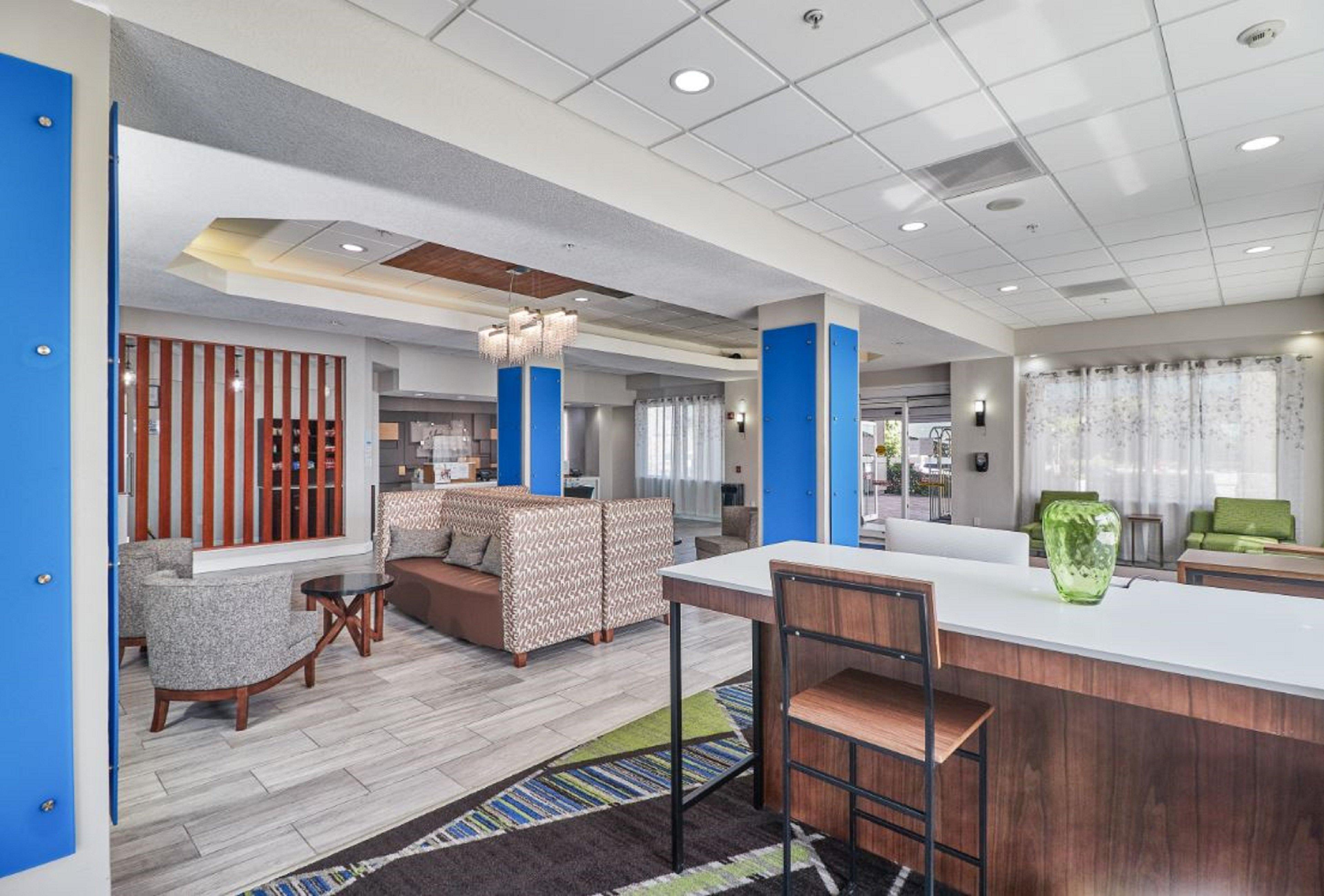 Holiday Inn Express Hotel & Suites Clearwater Us 19 North By Ihg Екстер'єр фото