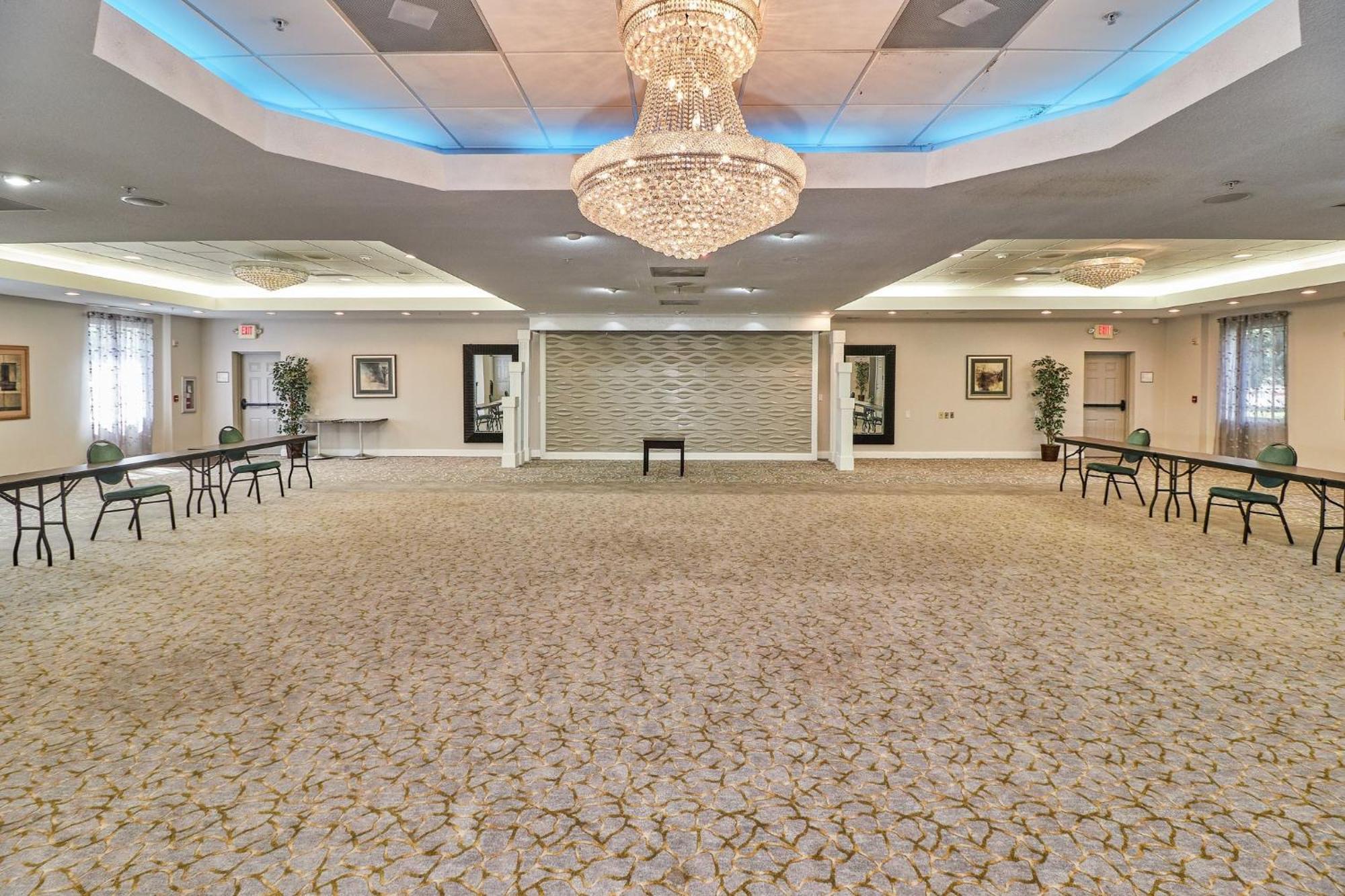Holiday Inn Express Hotel & Suites Clearwater Us 19 North By Ihg Екстер'єр фото